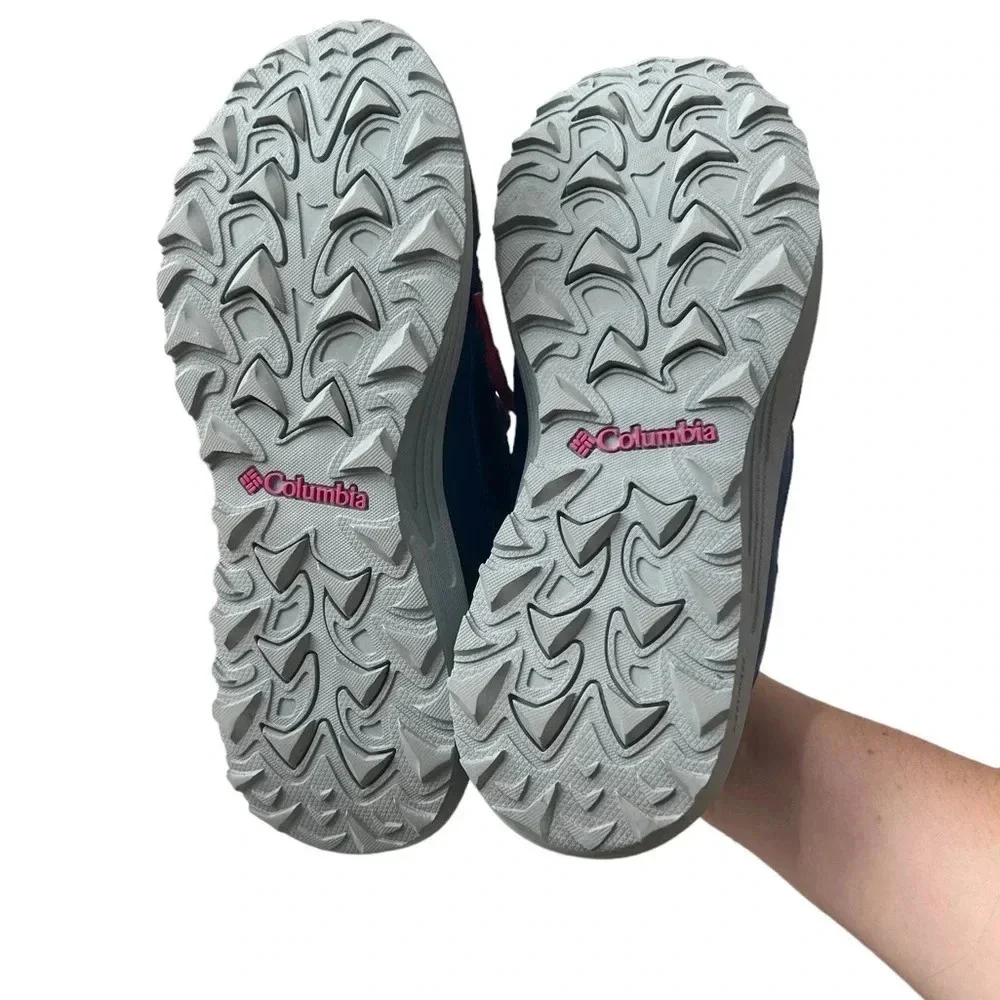 Columbia Women’s Waterproof Walking Shoes in size 7